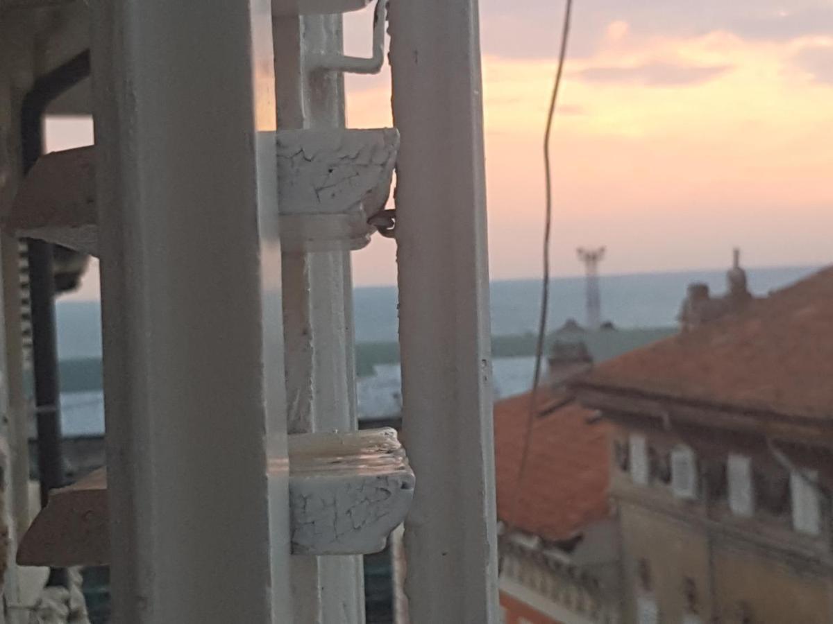 Romantico Nord Est Triëst Buitenkant foto